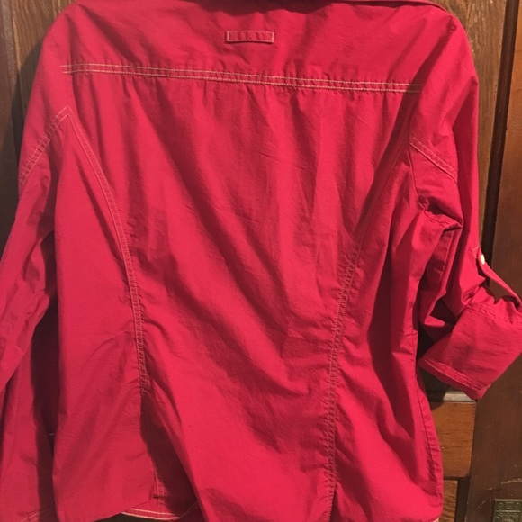 Red Tommy Hilfiger button down shirt, large - Picture 4 of 5